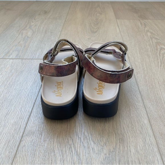 Alegria Henna Strappy Platform Sandals Cognac Roses Size 40 / US 10 - Picture 4 of 5